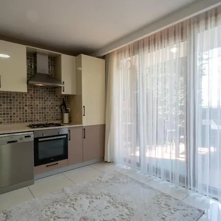 Savra House Вилла Сапанча