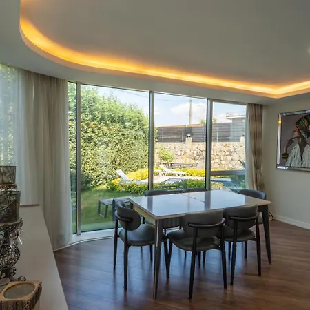 Savra House Сапанча