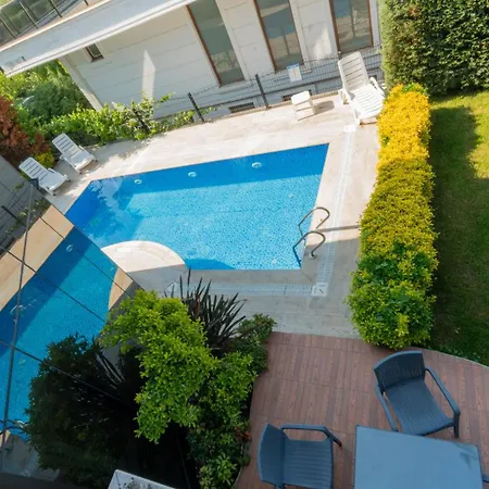 Savra House Вилла *