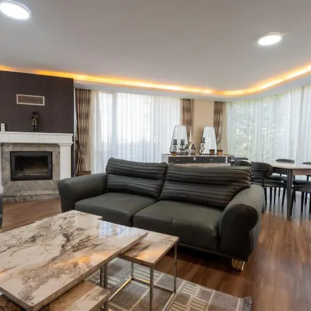 Вилла Savra House *