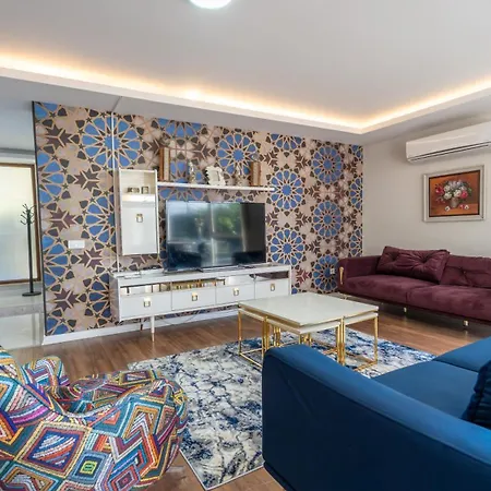 Savra House *