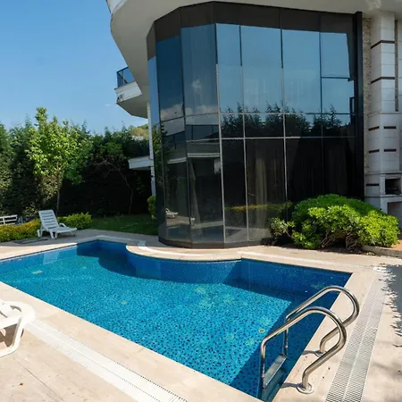 Savra House *