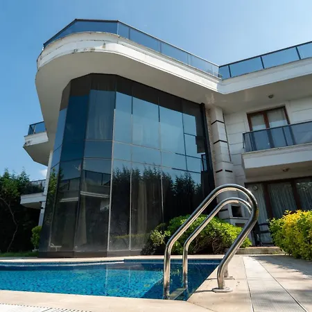 Savra House Сапанча