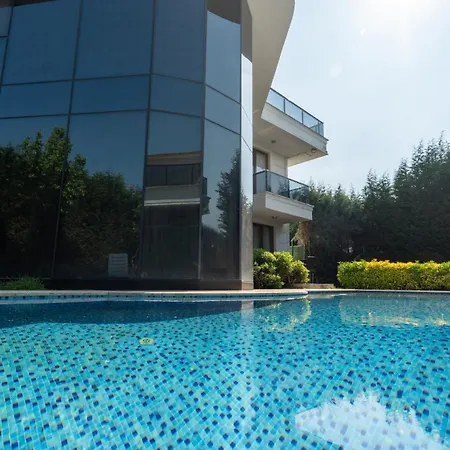 Villa Savra House