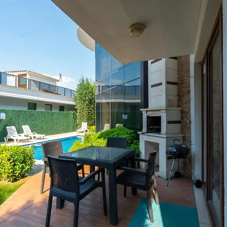 Villa Savra House